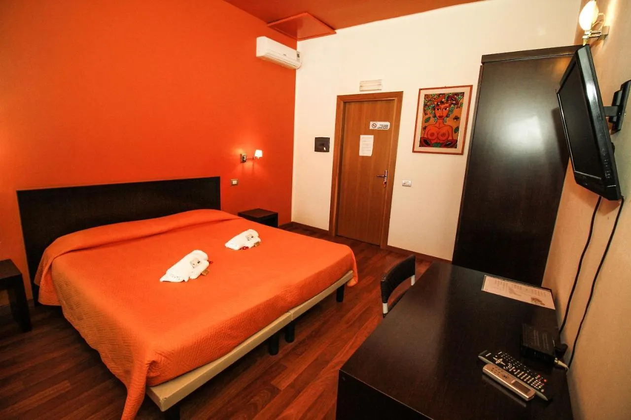 Hotel I Colori SantʼAntìoco 3*,  Italien